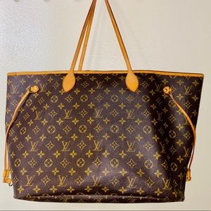 ❌Sold❌Authentic Louis Vuitton Neverfull GM